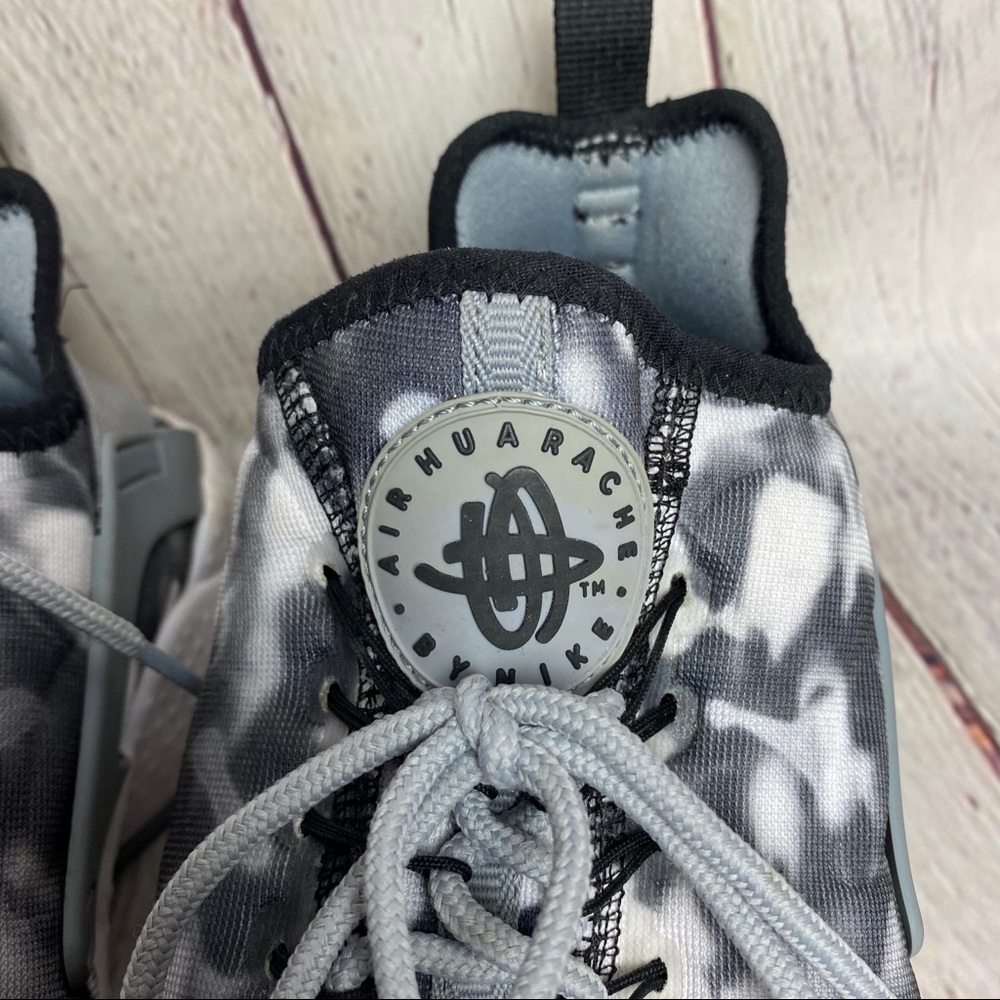 Rare Camo Huarache Nike Sneakers - Picture 5 of 6